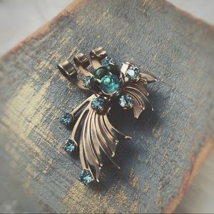 Brooch | V I N T A G E▪️